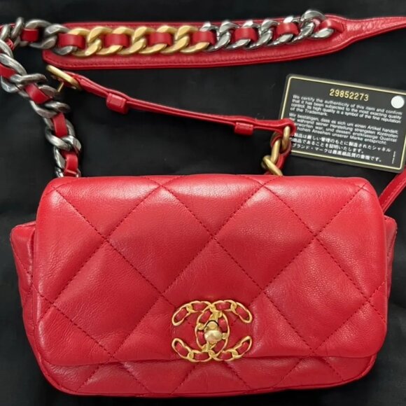 CHANEL Lambskin Quilted Chanel 19 Waist Bag in Red - Picture 1 of 11